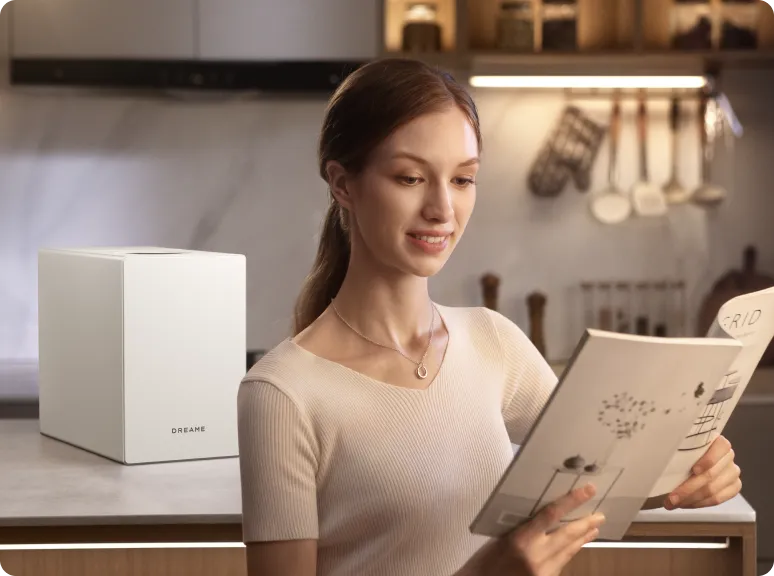 El Dreame SF25 WiFi funciona a solo 27 dB(A), tan silencioso que puede trabajar incluso de noche sin molestar a nadie.